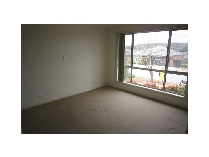 4 Elm Grove, Gungahlin ACT 2912