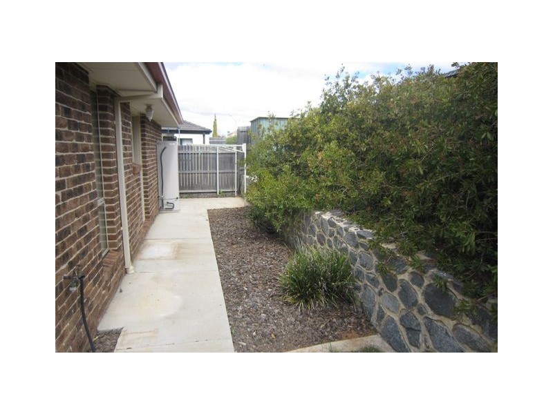 4 Elm Grove, Gungahlin ACT 2912