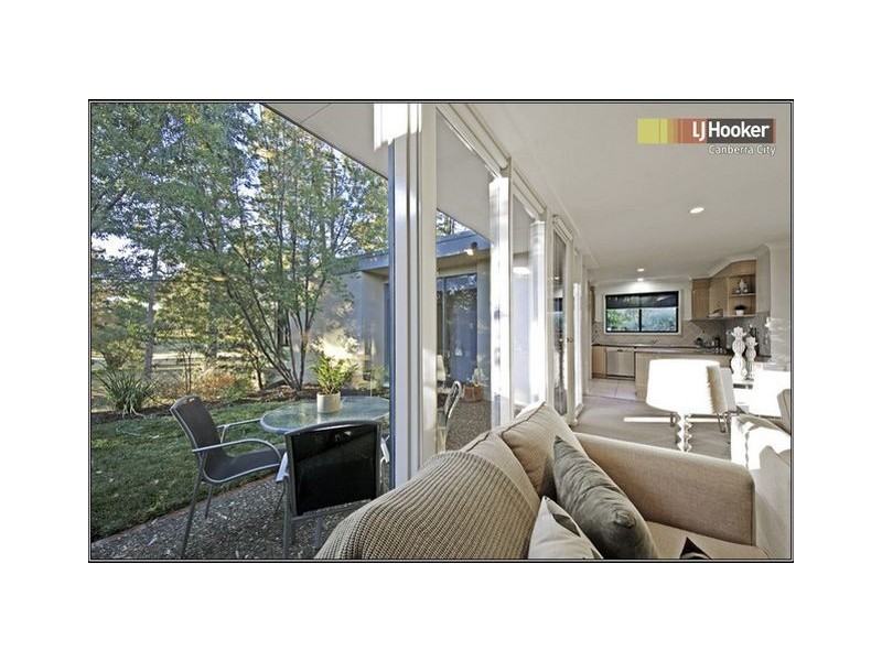 15b Furphy Place, Garran ACT 2605