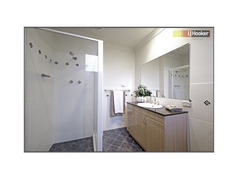 15b Furphy Place, Garran ACT 2605