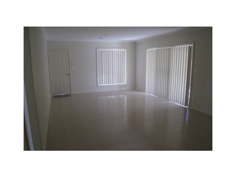 1 Dunk Street, Casey ACT 2913