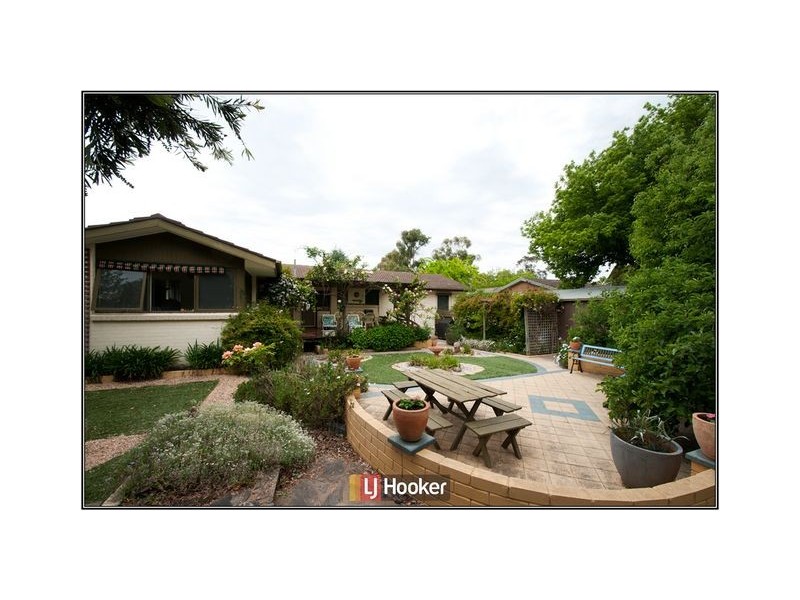 73 Kalgoorlie Crescent, Fisher ACT 2611