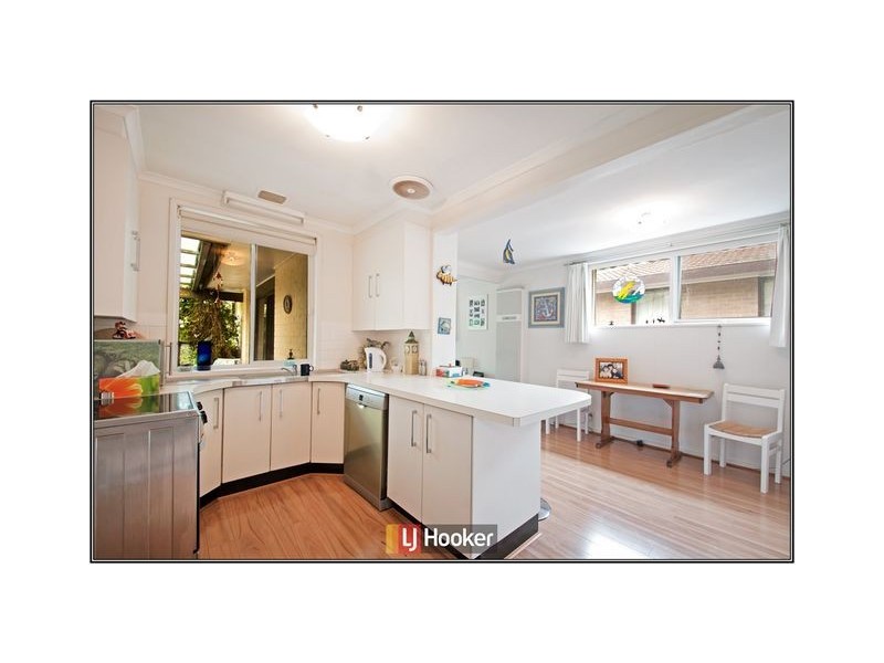 73 Kalgoorlie Crescent, Fisher ACT 2611