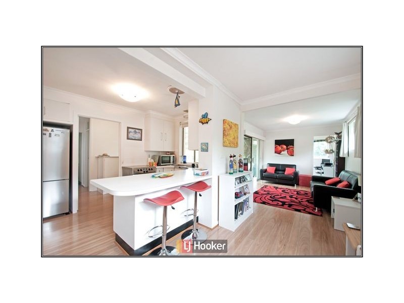 73 Kalgoorlie Crescent, Fisher ACT 2611