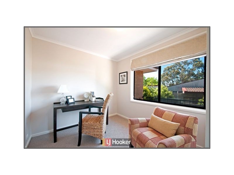30 Namatjira Drive, Stirling ACT 2611