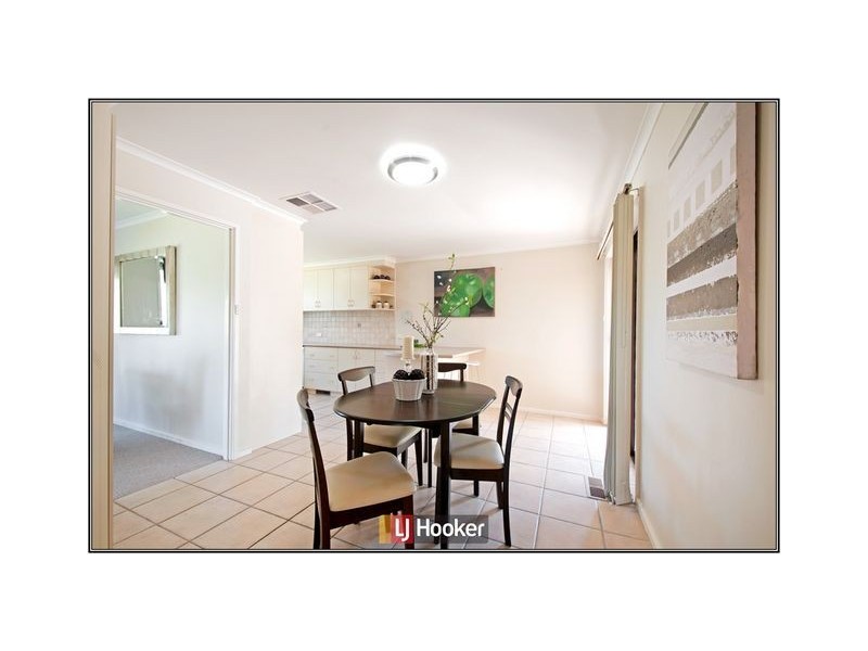 30 Namatjira Drive, Stirling ACT 2611