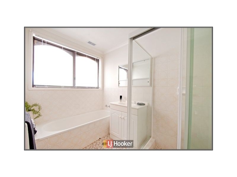 30 Namatjira Drive, Stirling ACT 2611
