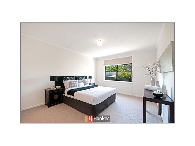 30 Namatjira Drive, Stirling ACT 2611