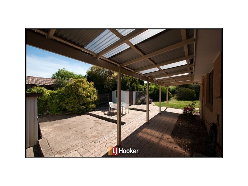 30 Namatjira Drive, Stirling ACT 2611