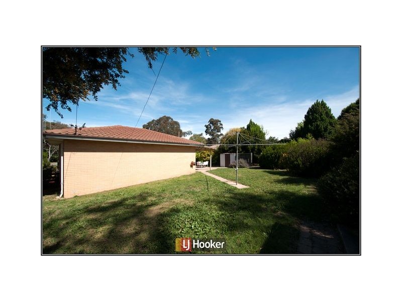 30 Namatjira Drive, Stirling ACT 2611