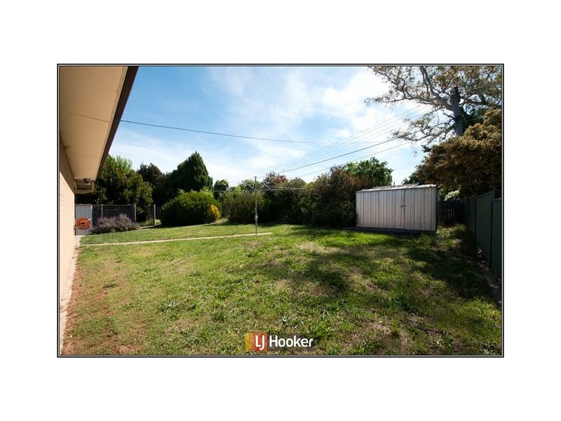 30 Namatjira Drive, Stirling ACT 2611