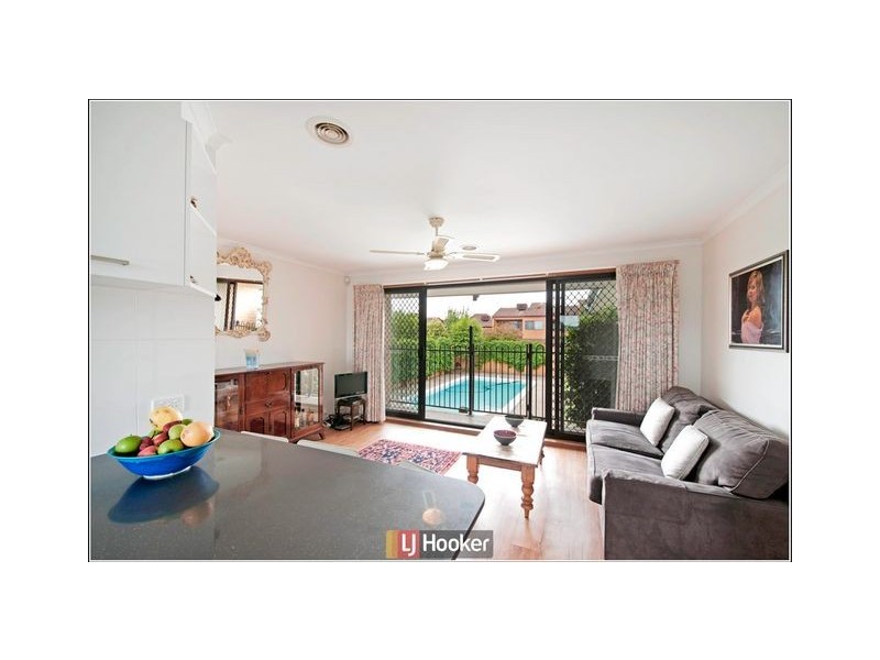 30/22 Namatjira Drive, Weston ACT 2611