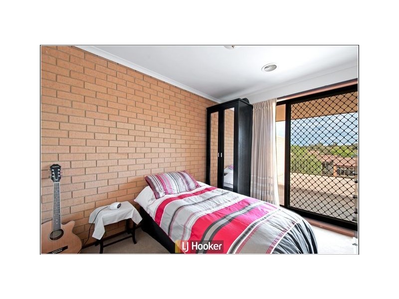 30/22 Namatjira Drive, Weston ACT 2611
