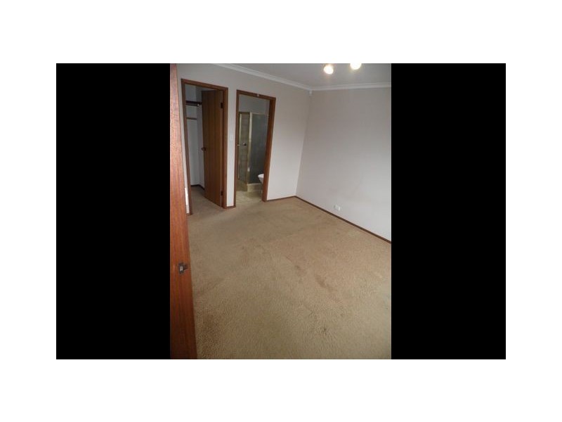 10 Walhallow Street, Hawker ACT 2614