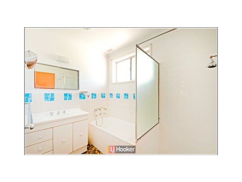 16 Tantangara Street, Duffy ACT 2611