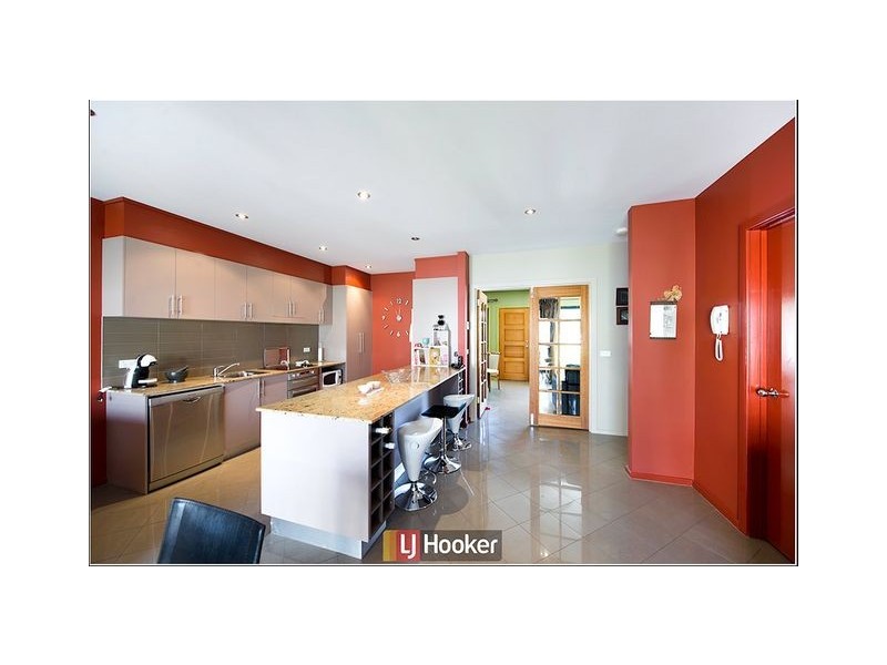 270 Anthony Rolfe Avenue, Gungahlin ACT 2912