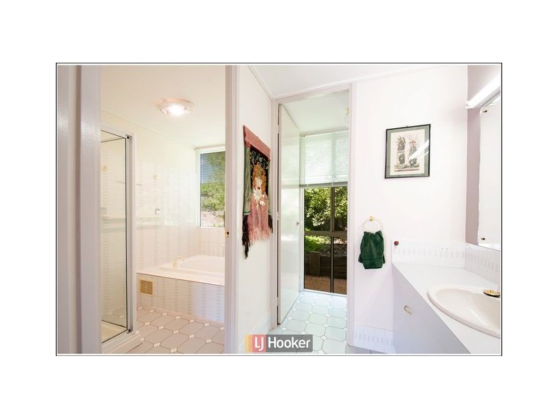 28 Shepherdson Place, Isaacs ACT 2607