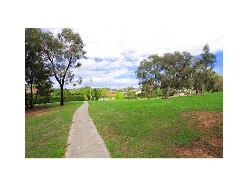 Somerset Street, Duffy ACT 2611