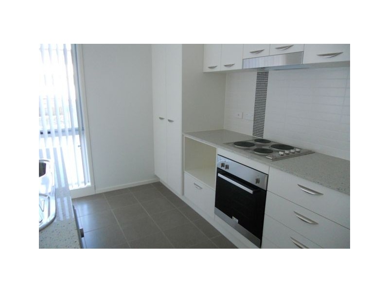 96/329 Flemington Road, Franklin ACT 2913