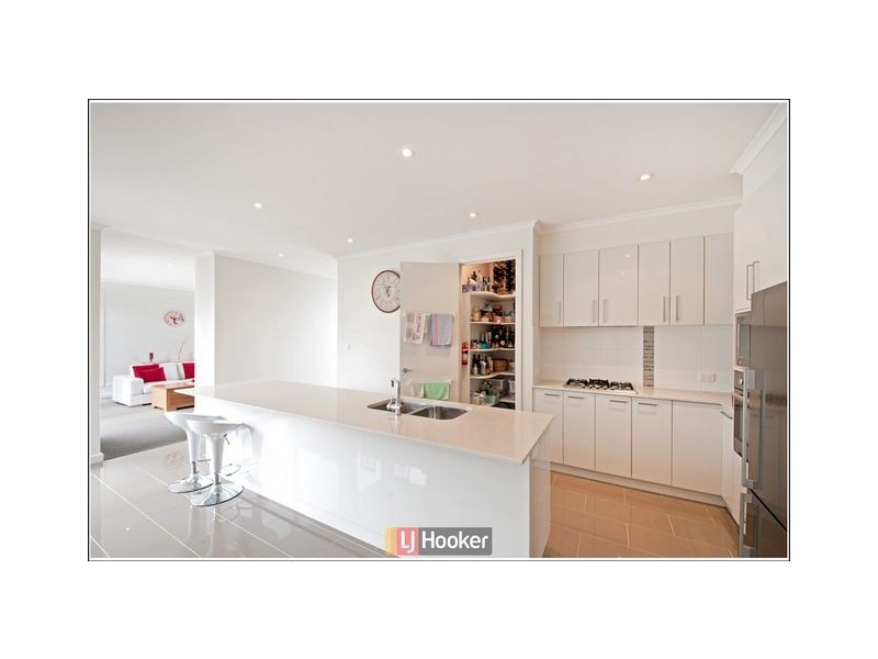 21 Abena Avenue, Crace ACT 2911