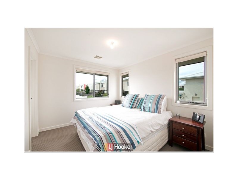 21 Abena Avenue, Crace ACT 2911