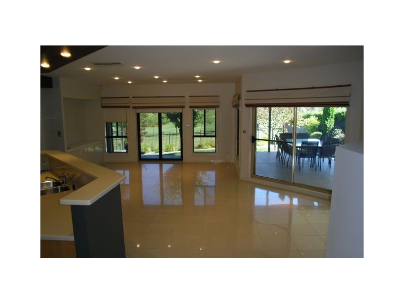 77 Sue Geh Circuit, Nicholls ACT 2913