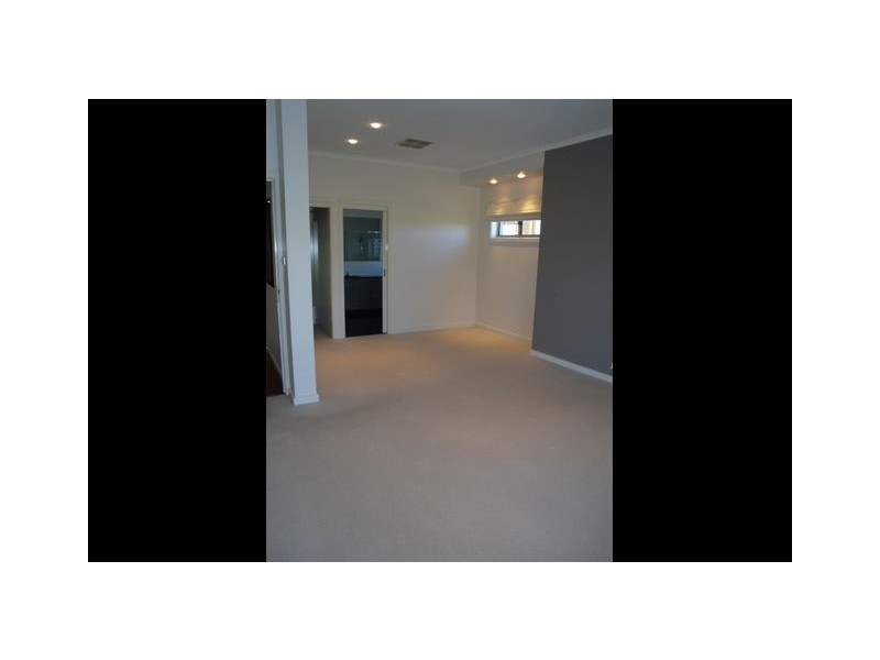 77 Sue Geh Circuit, Nicholls ACT 2913