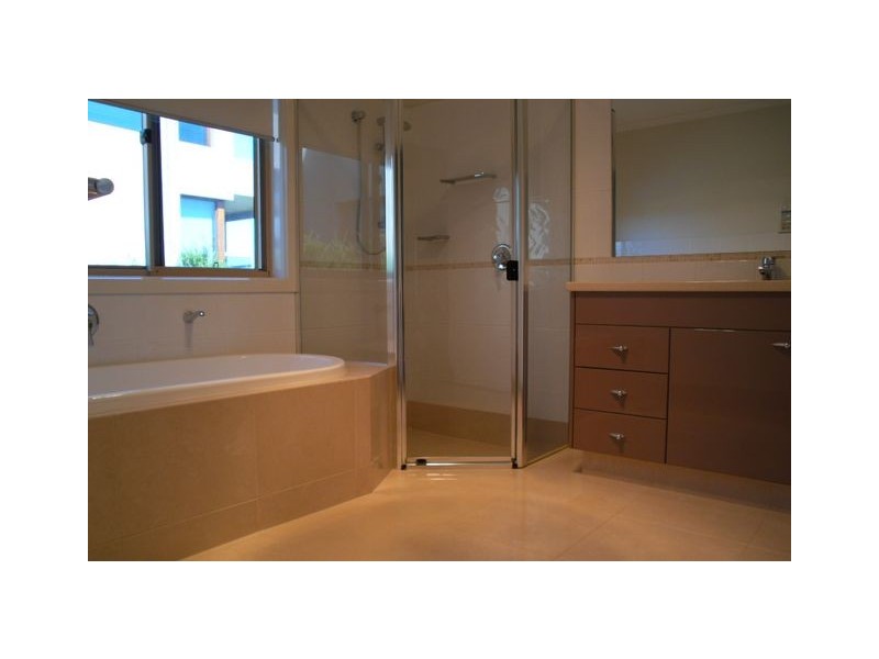 77 Sue Geh Circuit, Nicholls ACT 2913