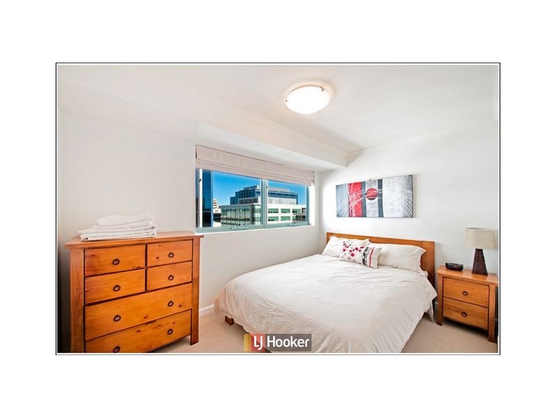 608 The Globe/16 Moore Street, City ACT 2601