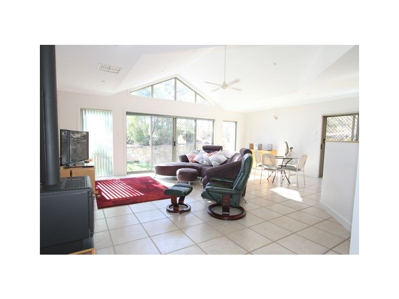 37 Taylor Place, Booroomba NSW 2620