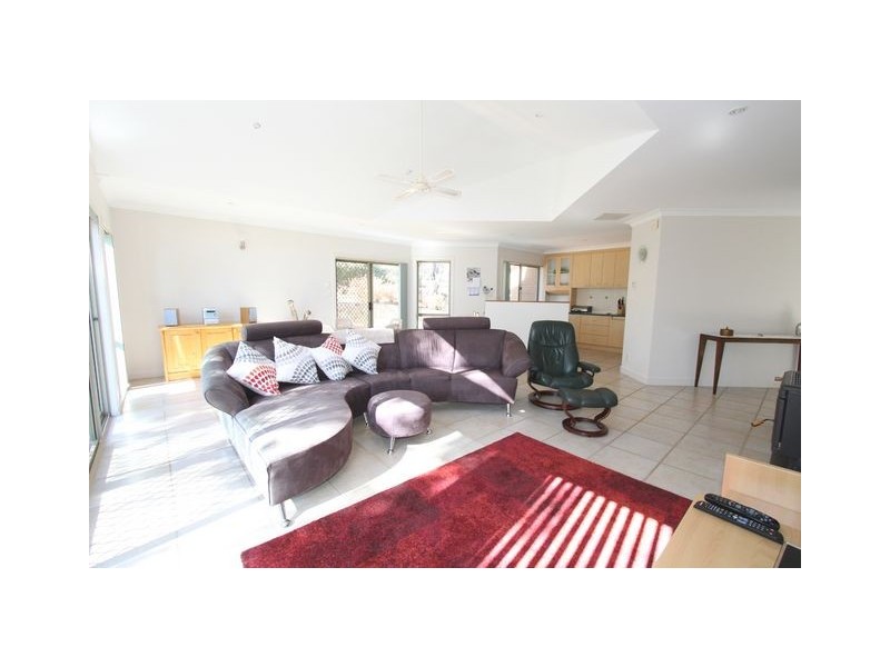 37 Taylor Place, Booroomba NSW 2620