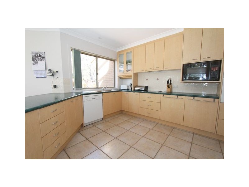 37 Taylor Place, Booroomba NSW 2620