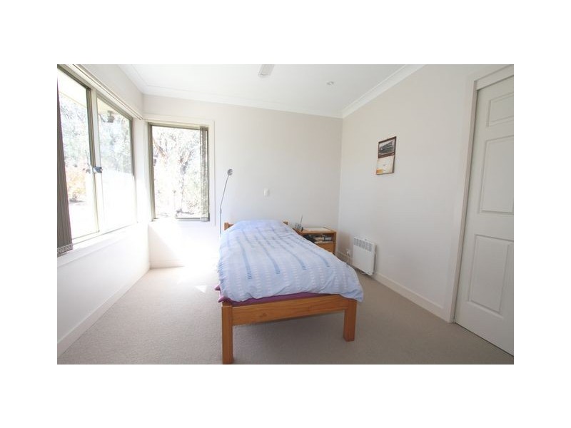 37 Taylor Place, Booroomba NSW 2620