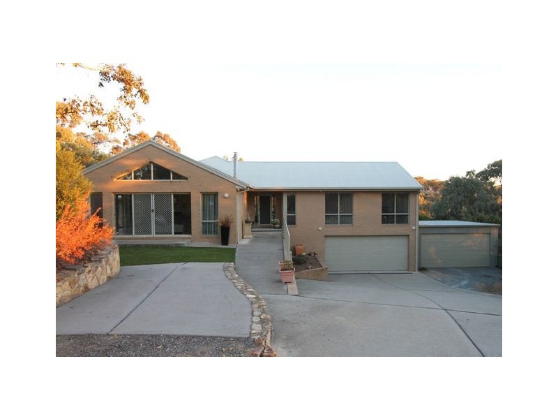 37 Taylor Place, Booroomba NSW 2620