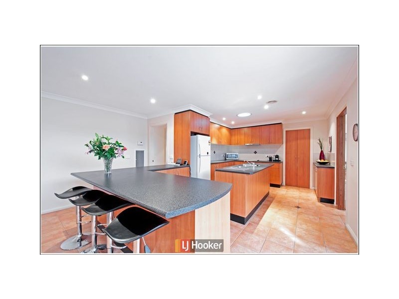 18 Dobbin Circuit, Nicholls ACT 2913