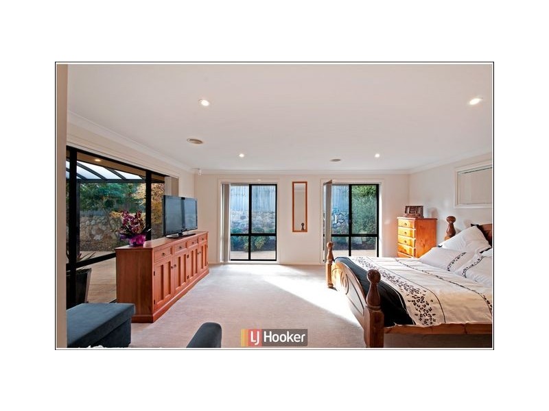 18 Dobbin Circuit, Nicholls ACT 2913