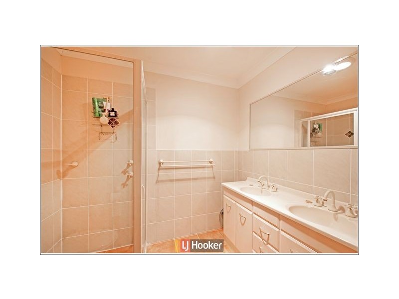 18 Dobbin Circuit, Nicholls ACT 2913