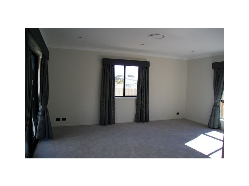 7 Eve Langley Street, Franklin ACT 2913