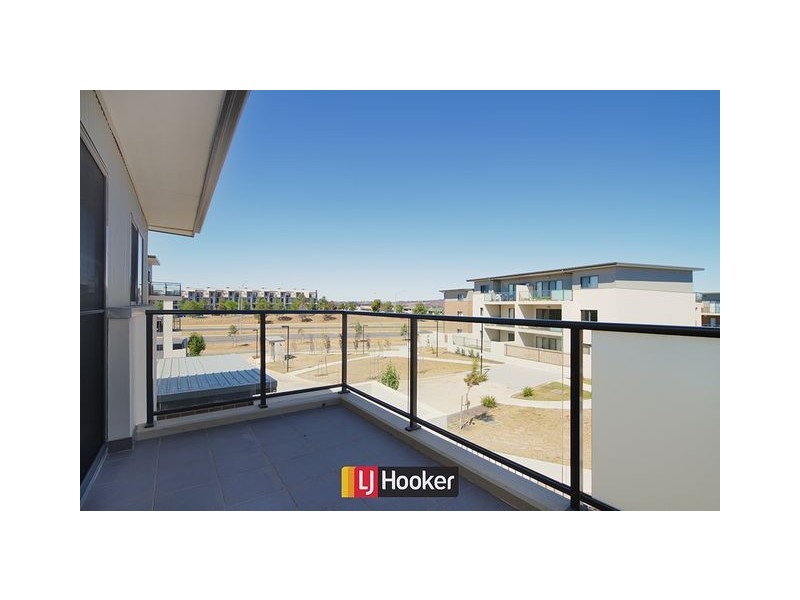 87/104 Henry Kendall Avenue, Franklin ACT 2913