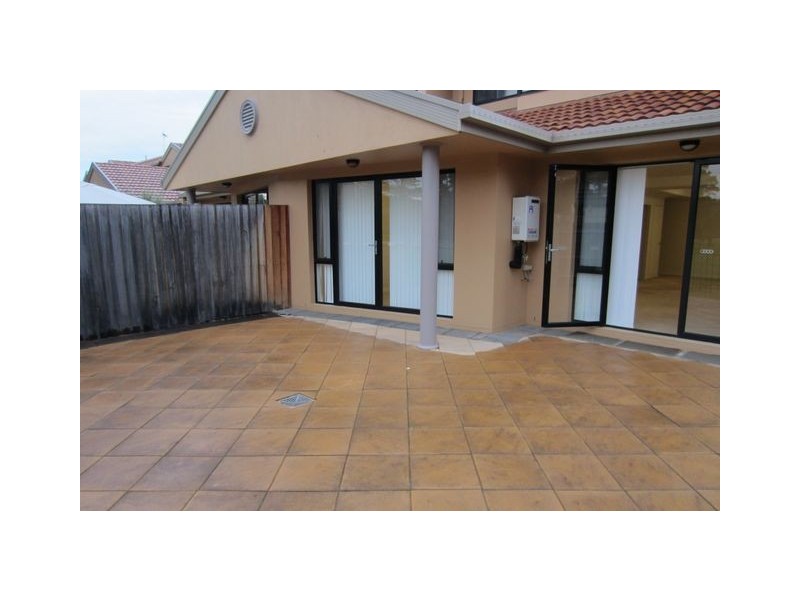 162/50 Ellenborough Street, Lyneham ACT 2602