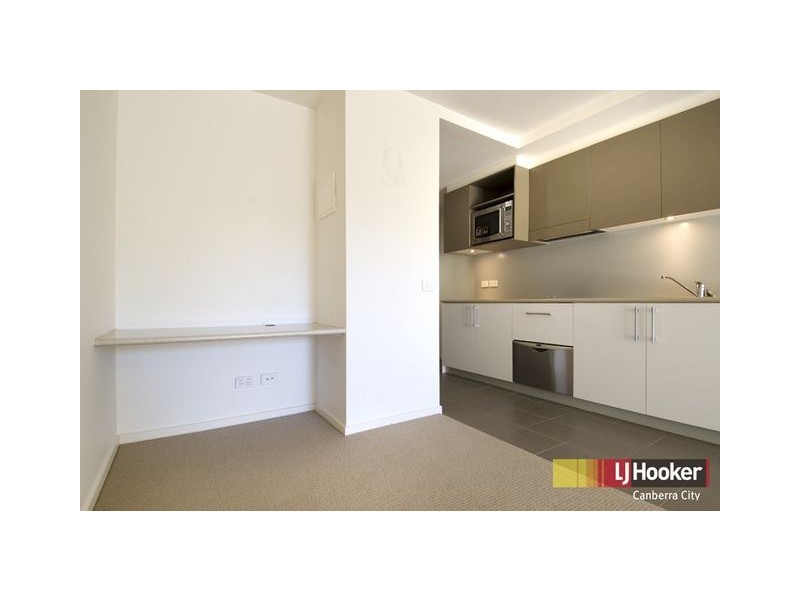 142/21 Battye Street, Bruce ACT 2617