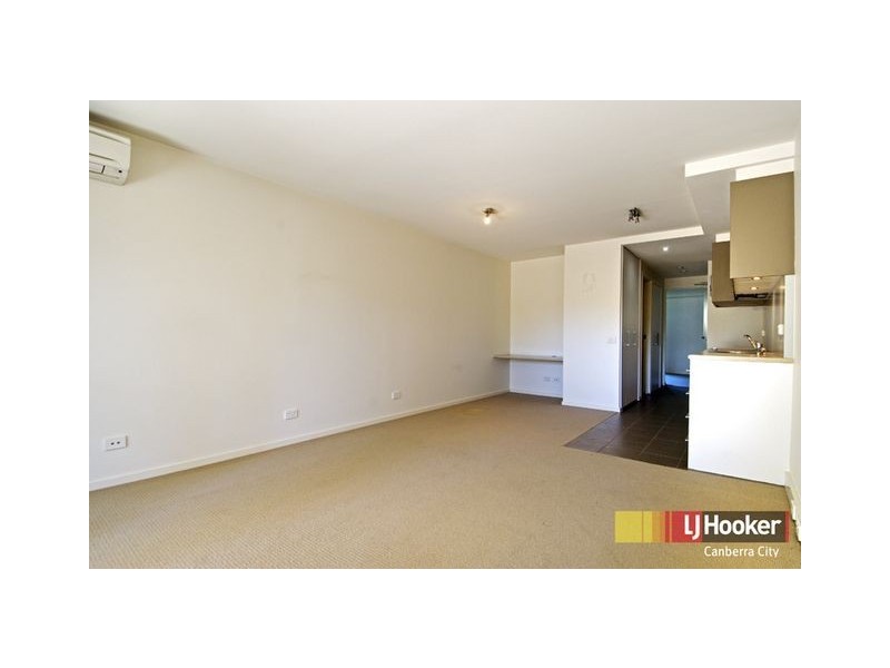 142/21 Battye Street, Bruce ACT 2617