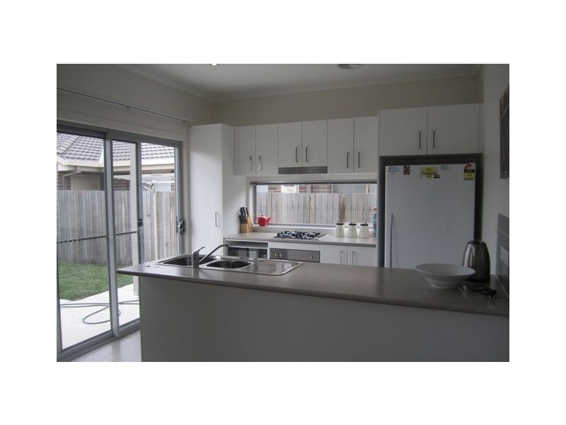 8 Petherick Street, Franklin ACT 2913