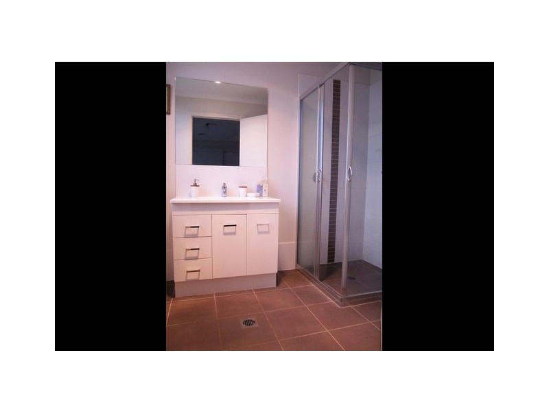 8 Petherick Street, Franklin ACT 2913