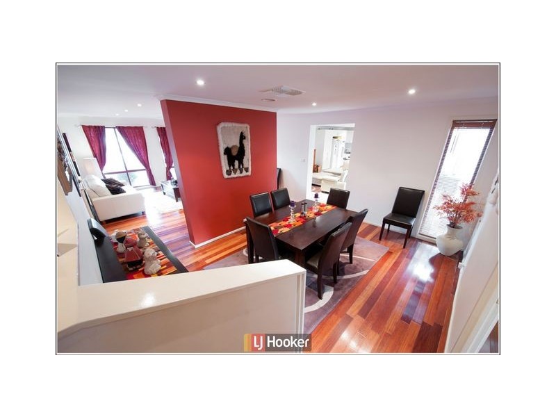 9 Rundle Place, Kambah ACT 2902