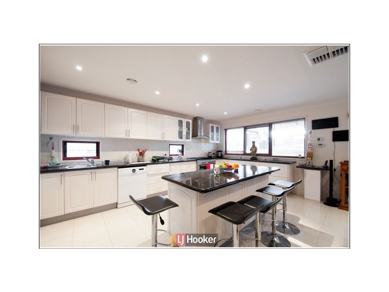 9 Rundle Place, Kambah ACT 2902