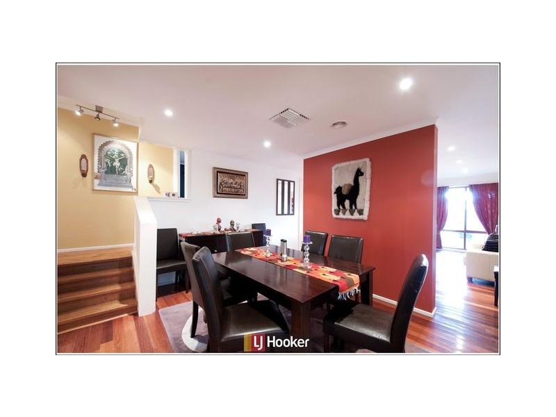 9 Rundle Place, Kambah ACT 2902