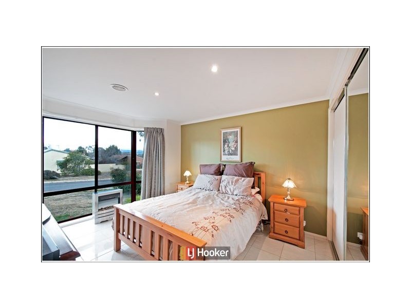 9 Rundle Place, Kambah ACT 2902