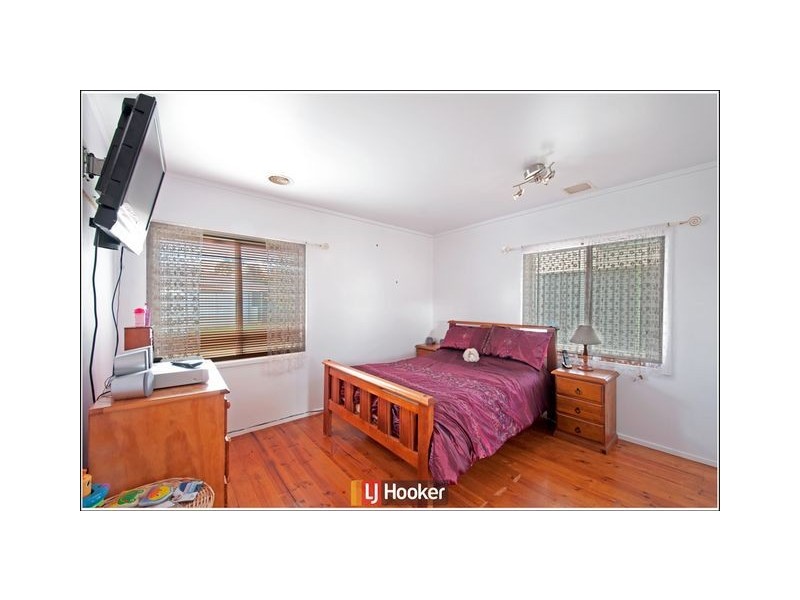 9 Rundle Place, Kambah ACT 2902
