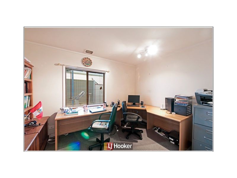 9 Rundle Place, Kambah ACT 2902